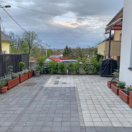 Apartment Maksimir Yard Zagreb Eksteriør bilde