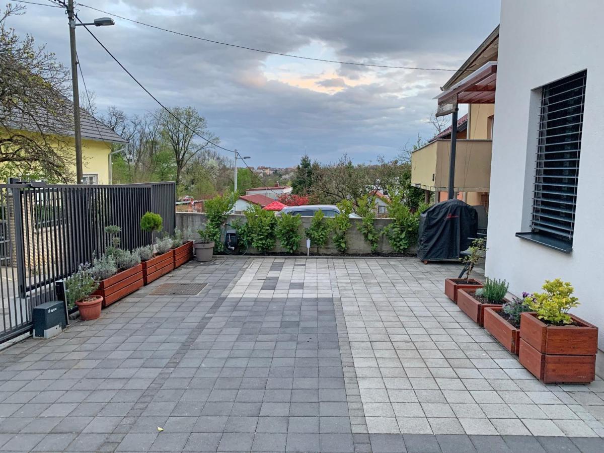 Apartment Maksimir Yard Zagreb Eksteriør bilde